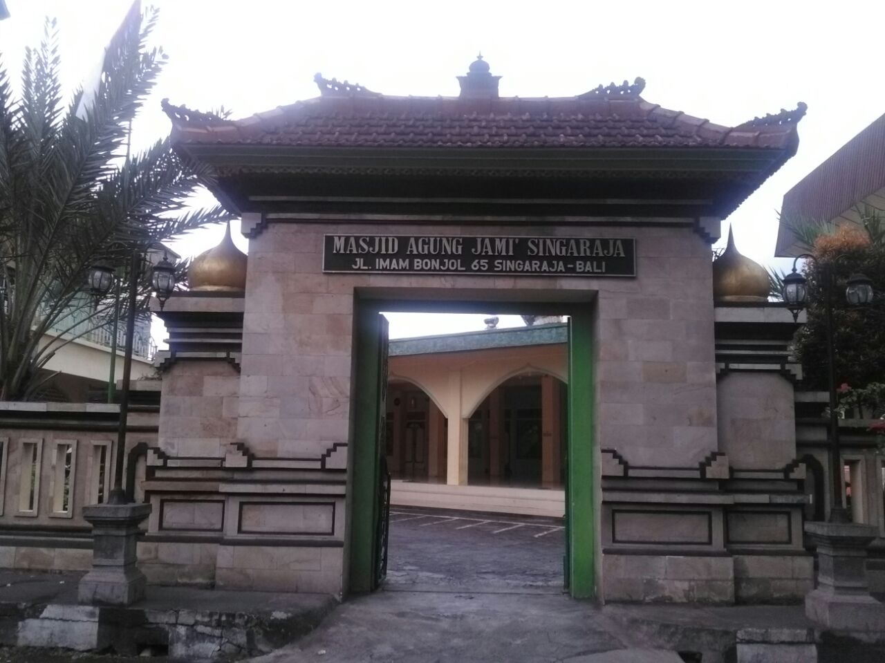 Agung Jamik Singaraja