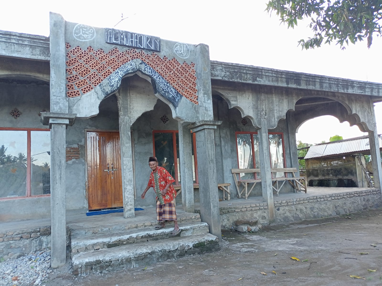 AL-MUHAJIRIN