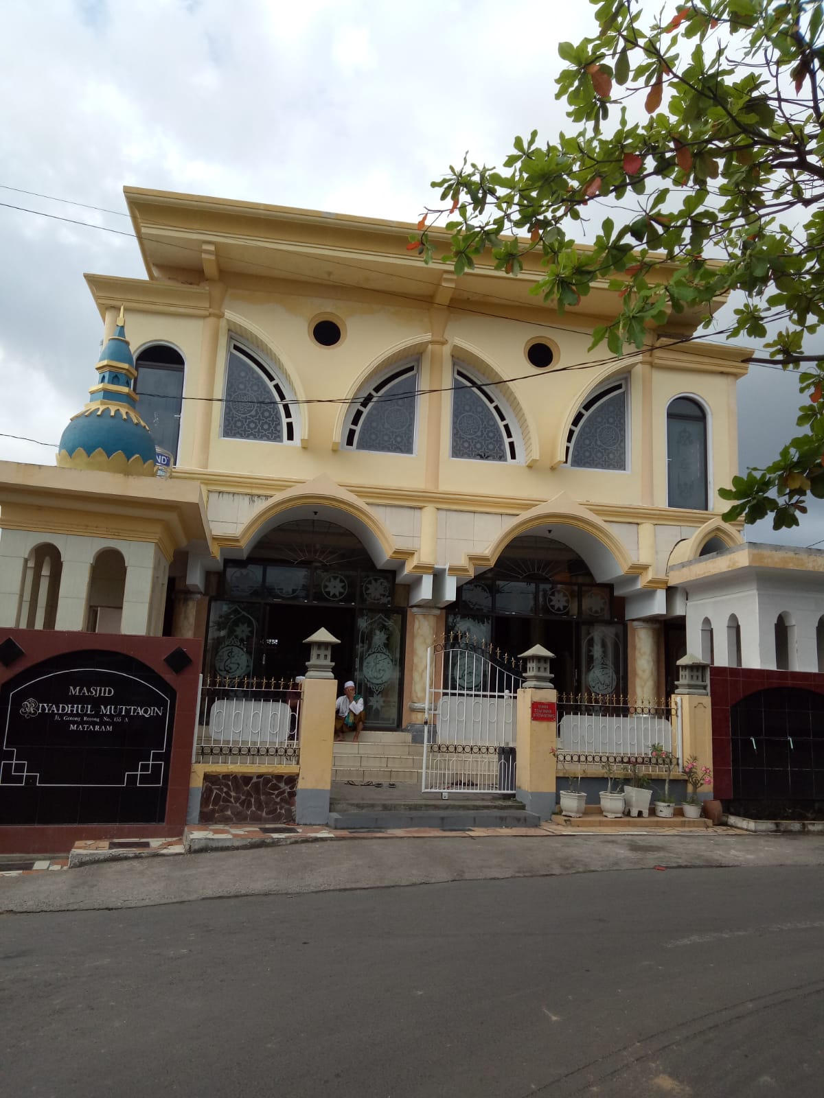 RIYADHUL MUTTAQIN