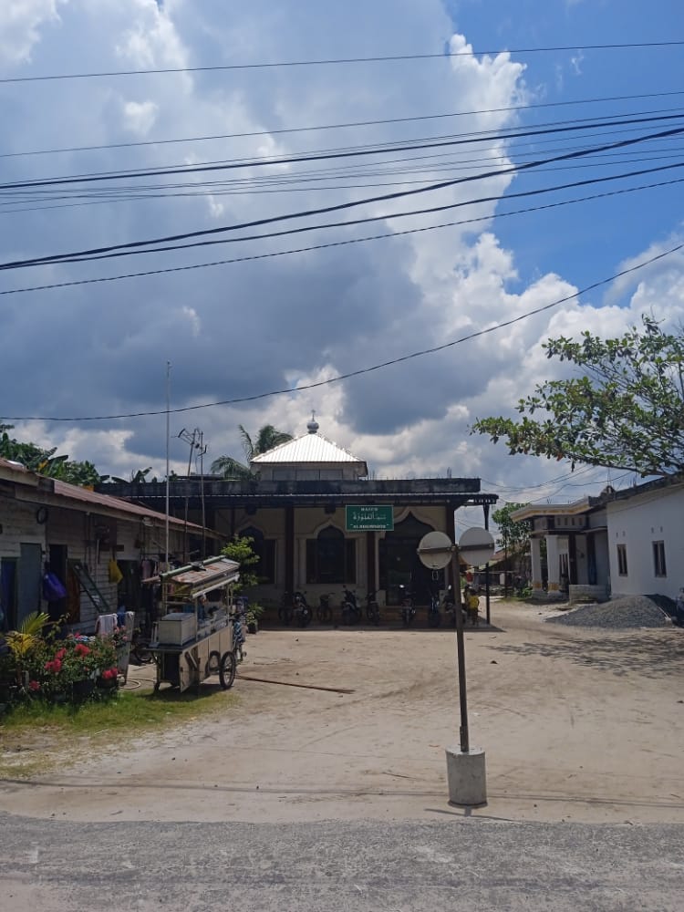 AL-MUNAWAROH