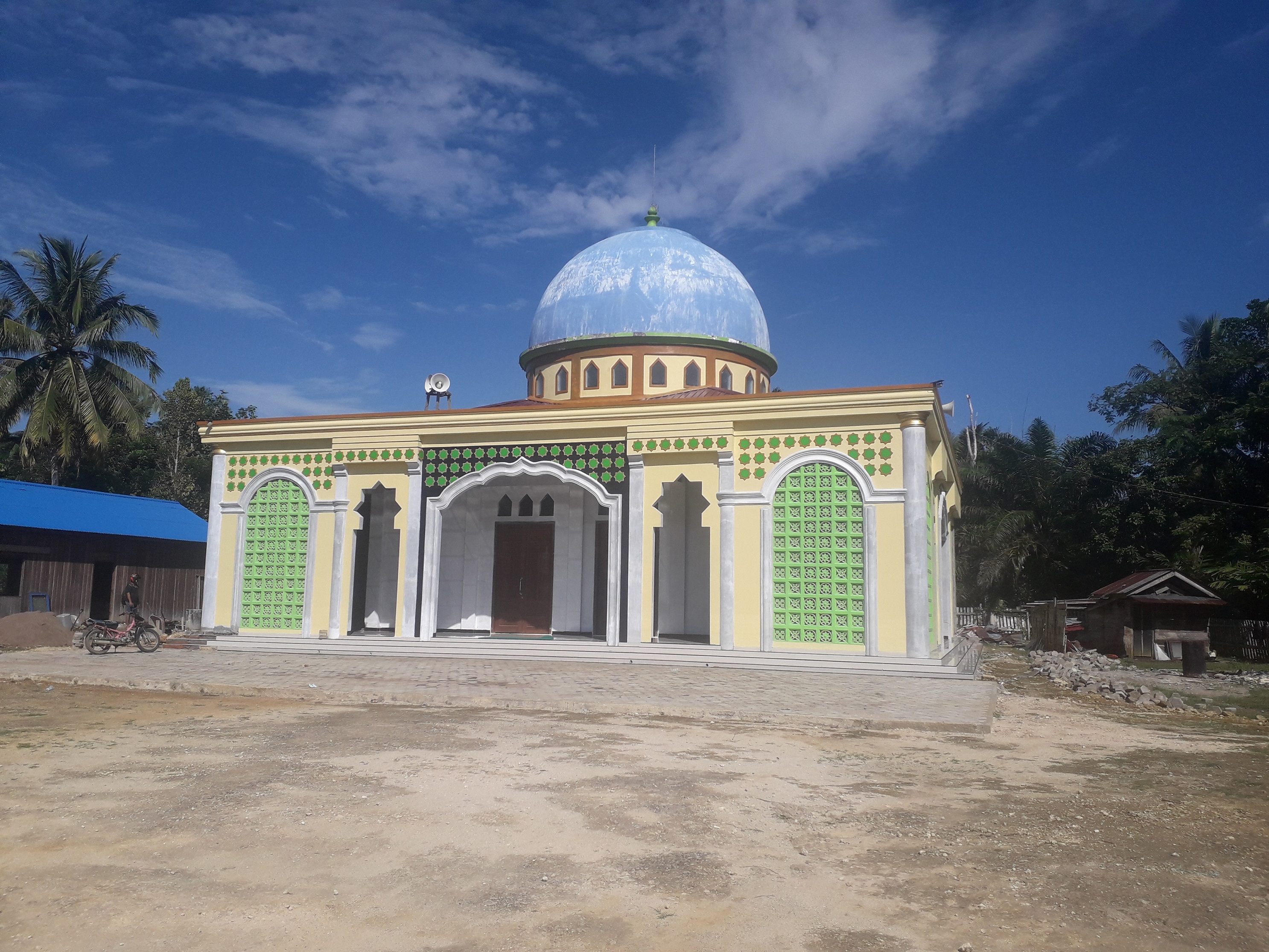 AL-MUHAJIRIN