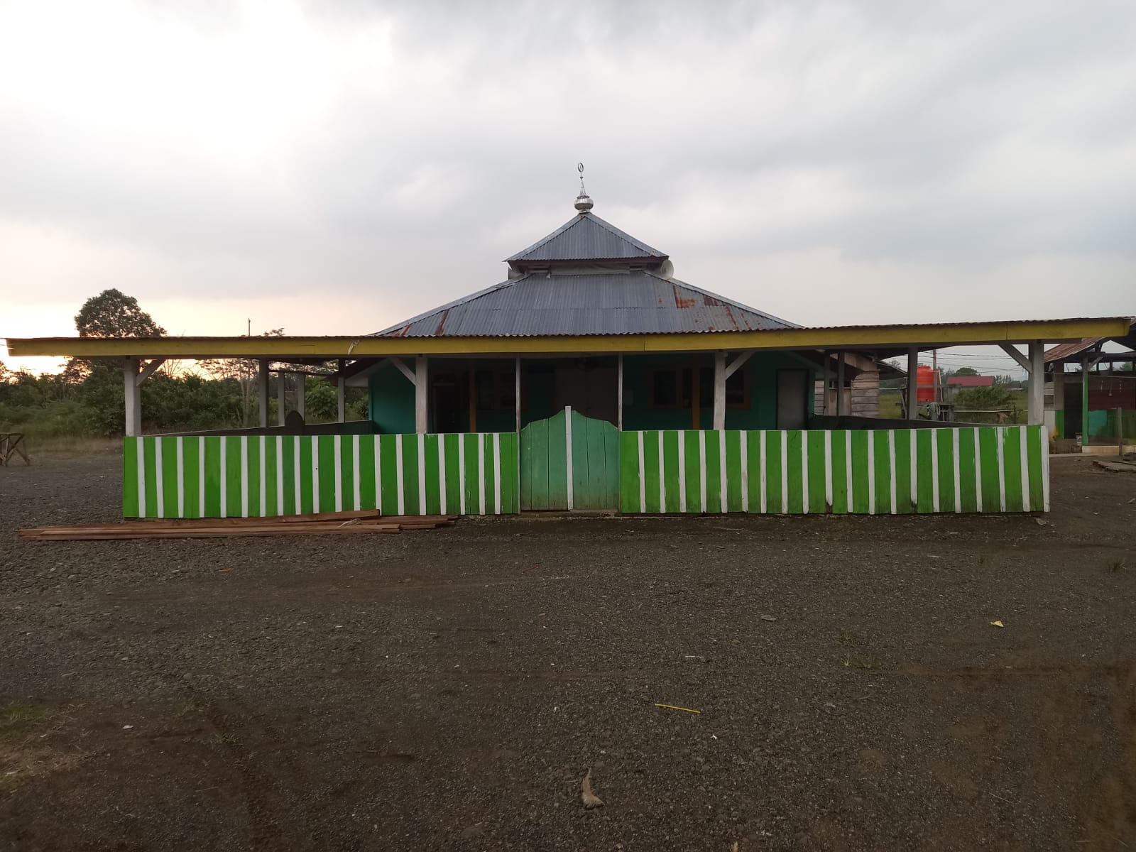 MASJID NURUL IMAN