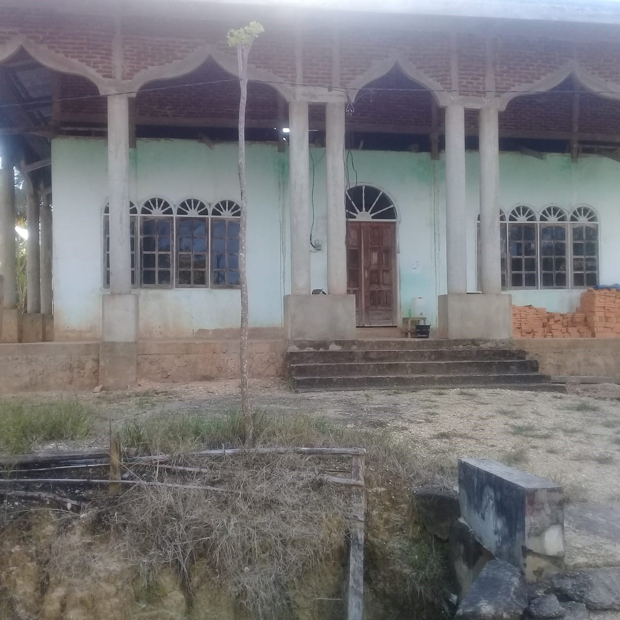 AL-MUHAJIRIN