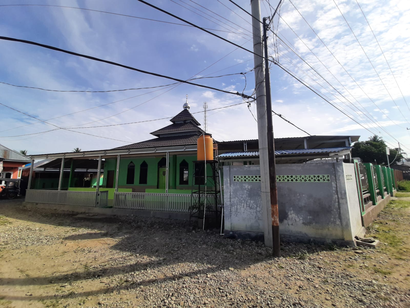 MASJID NUR TAUHID