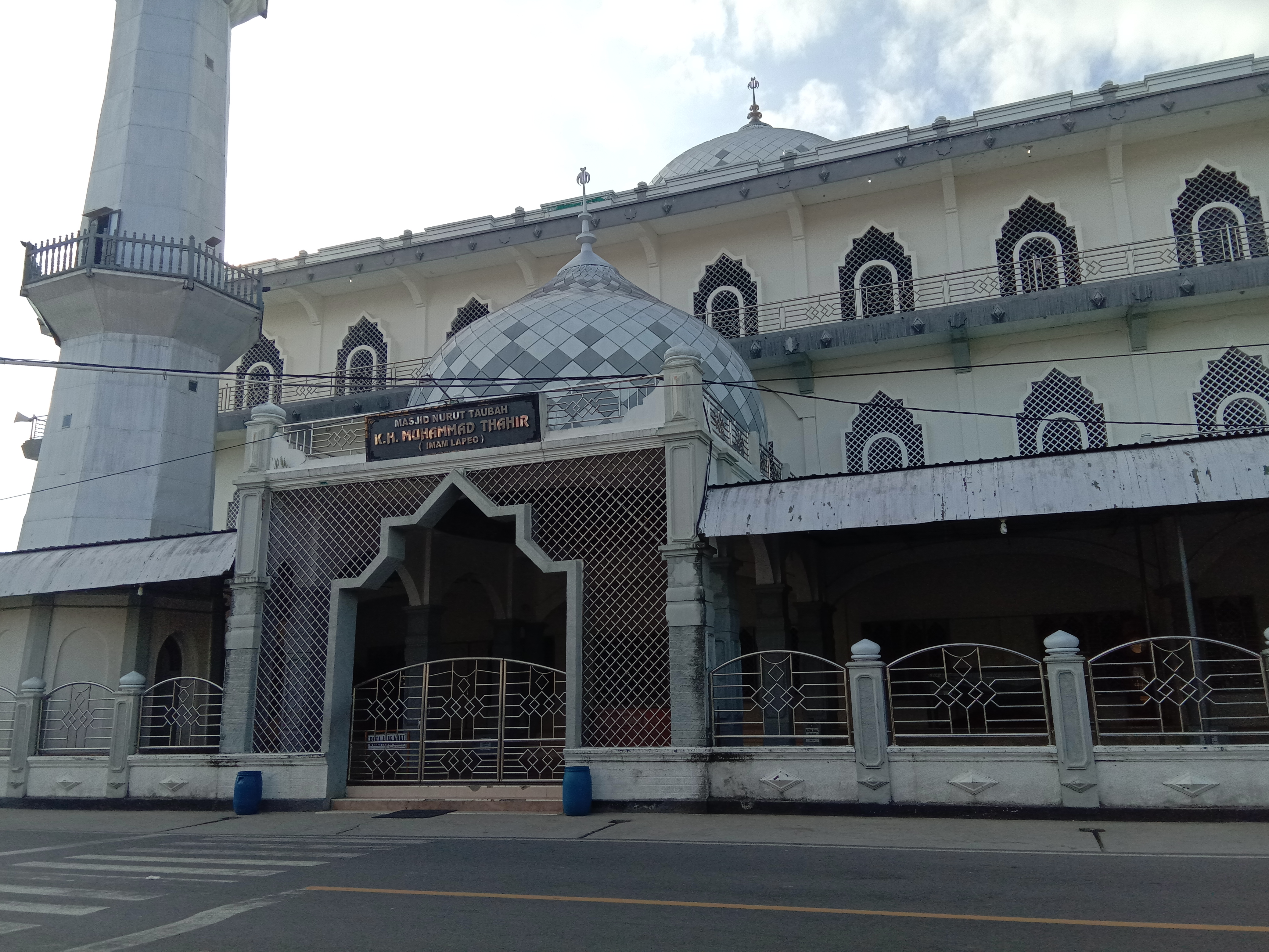 Nuruttaubah KH.Muh.Tahir Imam Lapeo
