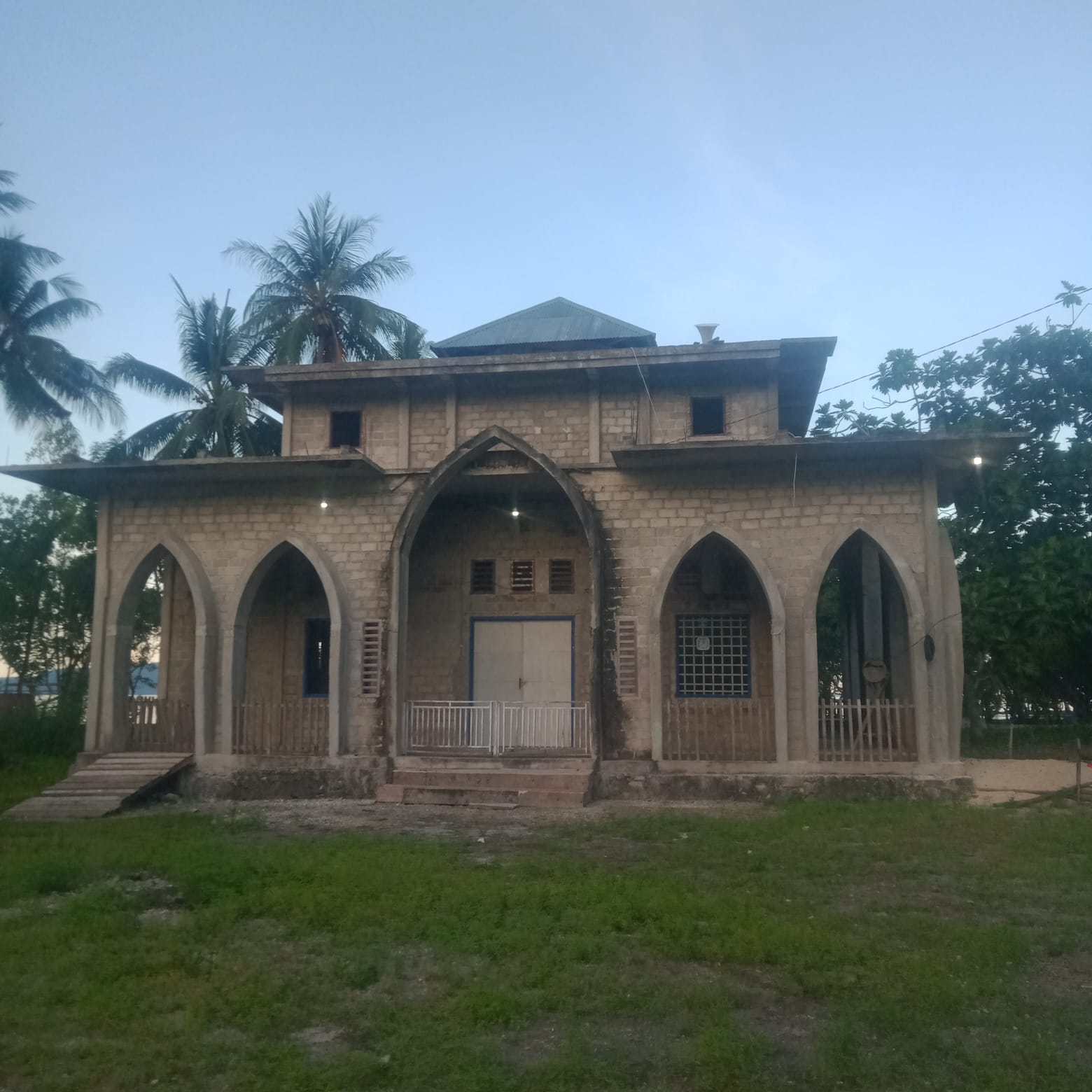 ANUR GAJA