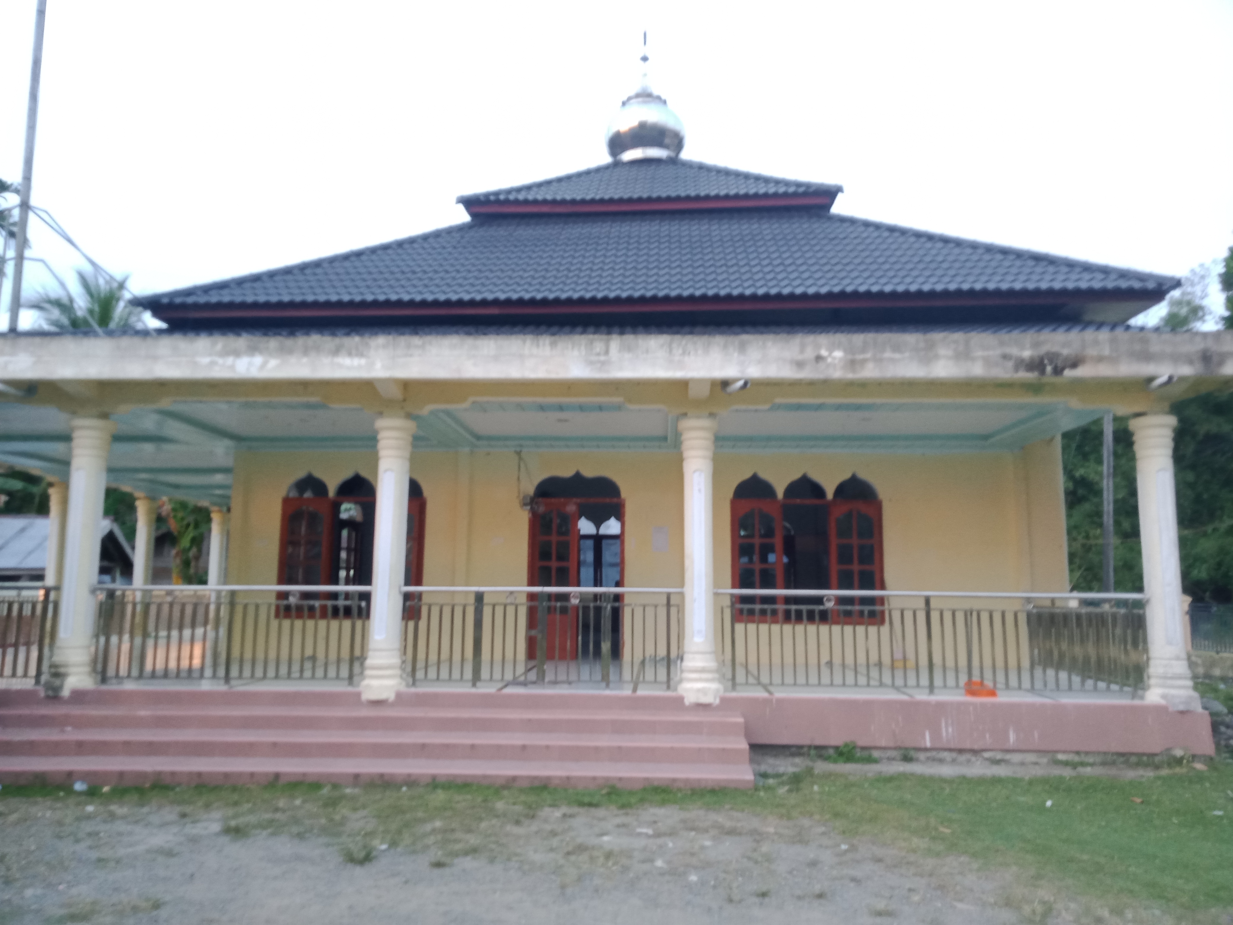 MEUNASAH GAMPONG MESJID