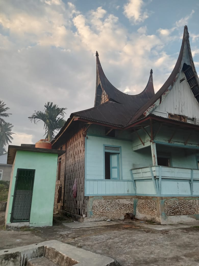 SURAU BATU HAMPAR