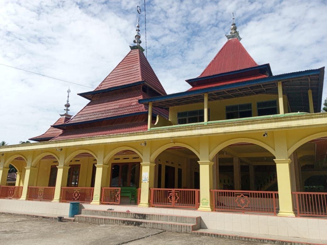 GUNUNG BASI