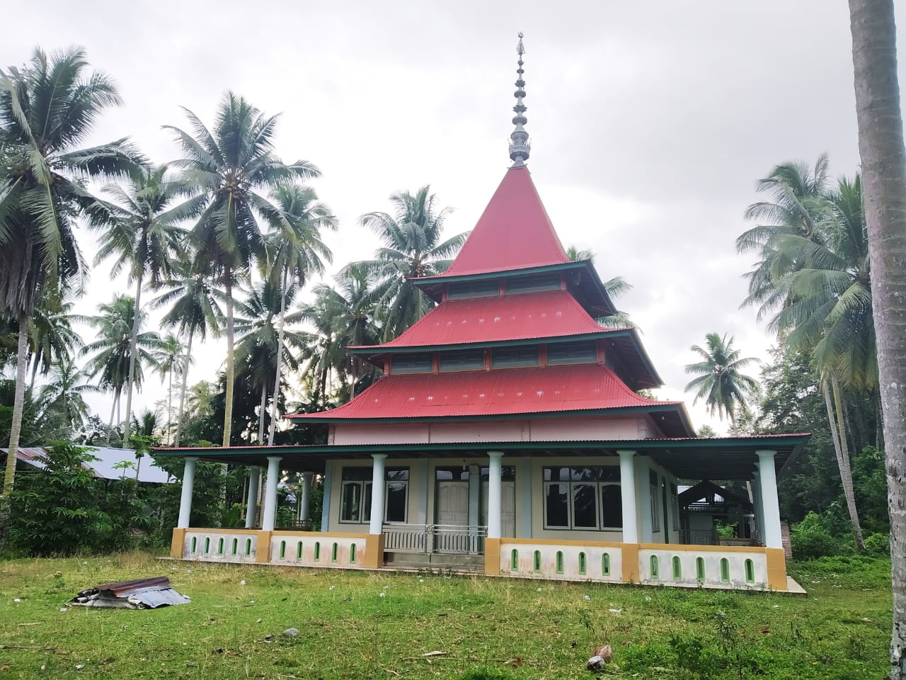 KAMPUNG JAMBAK