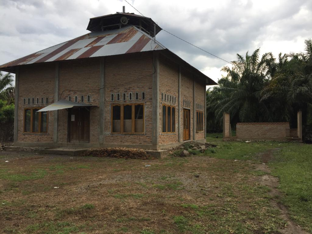 Nurul Yaqin Padang Tiaka