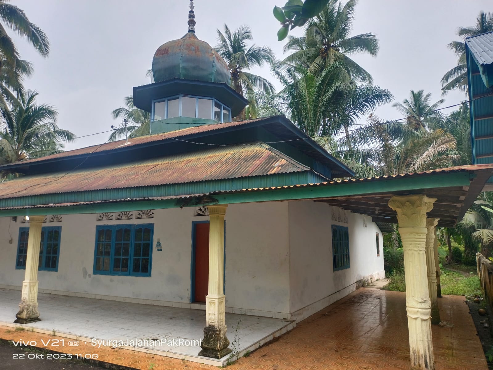 Surau Tanah Lapang