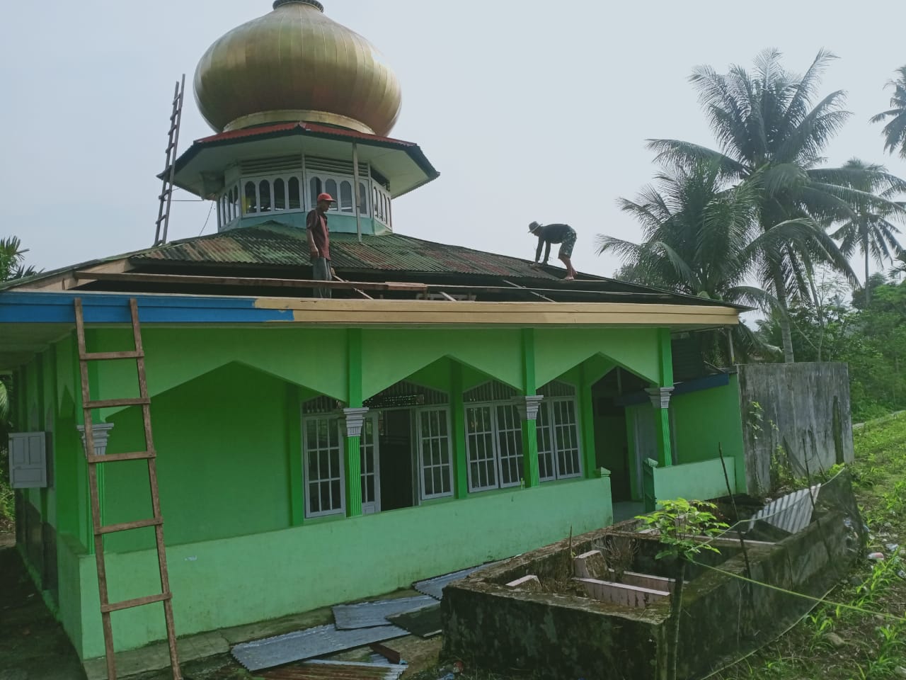 Al-Mukhlisin