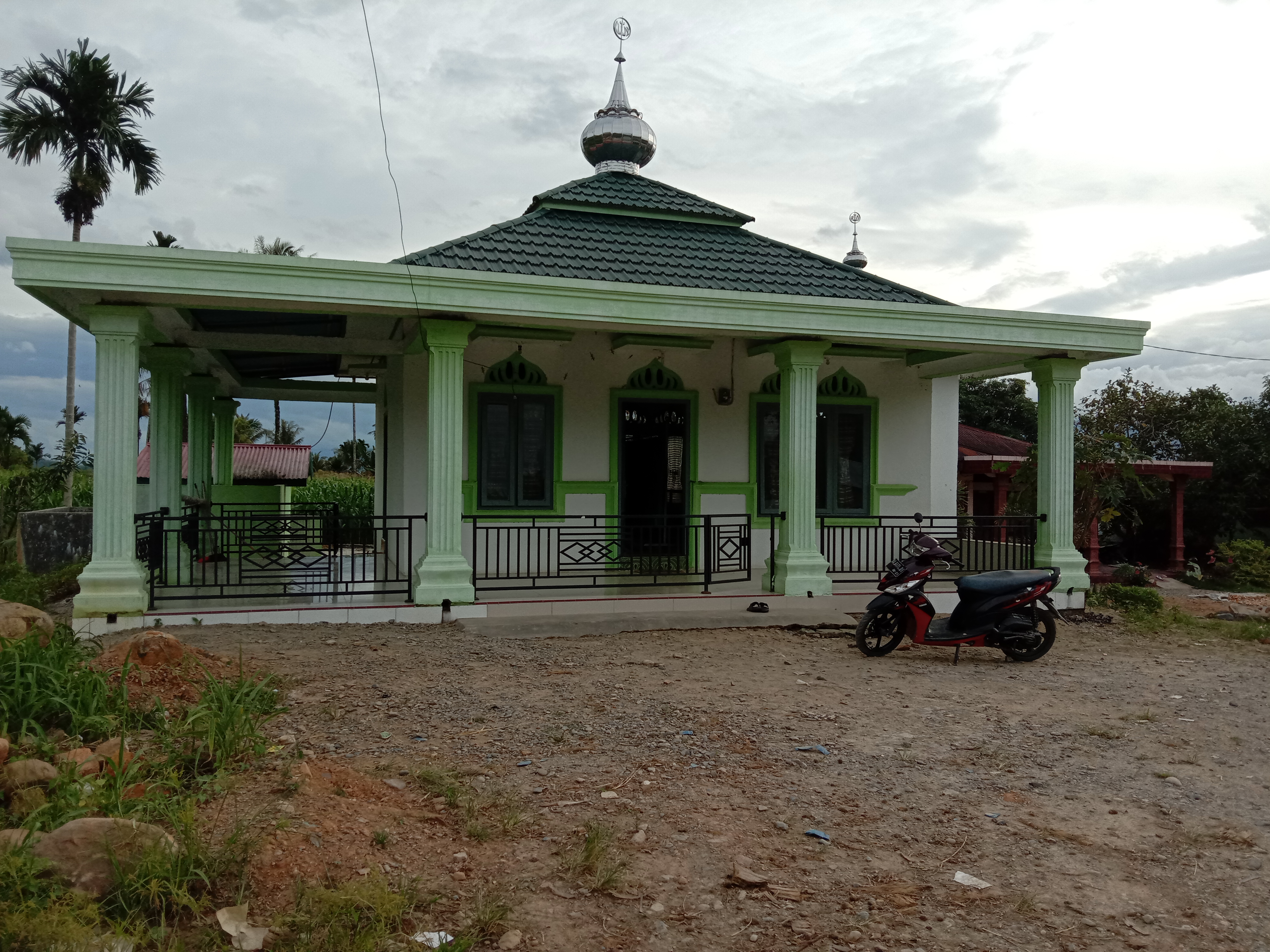 AL-MUKHLISIN