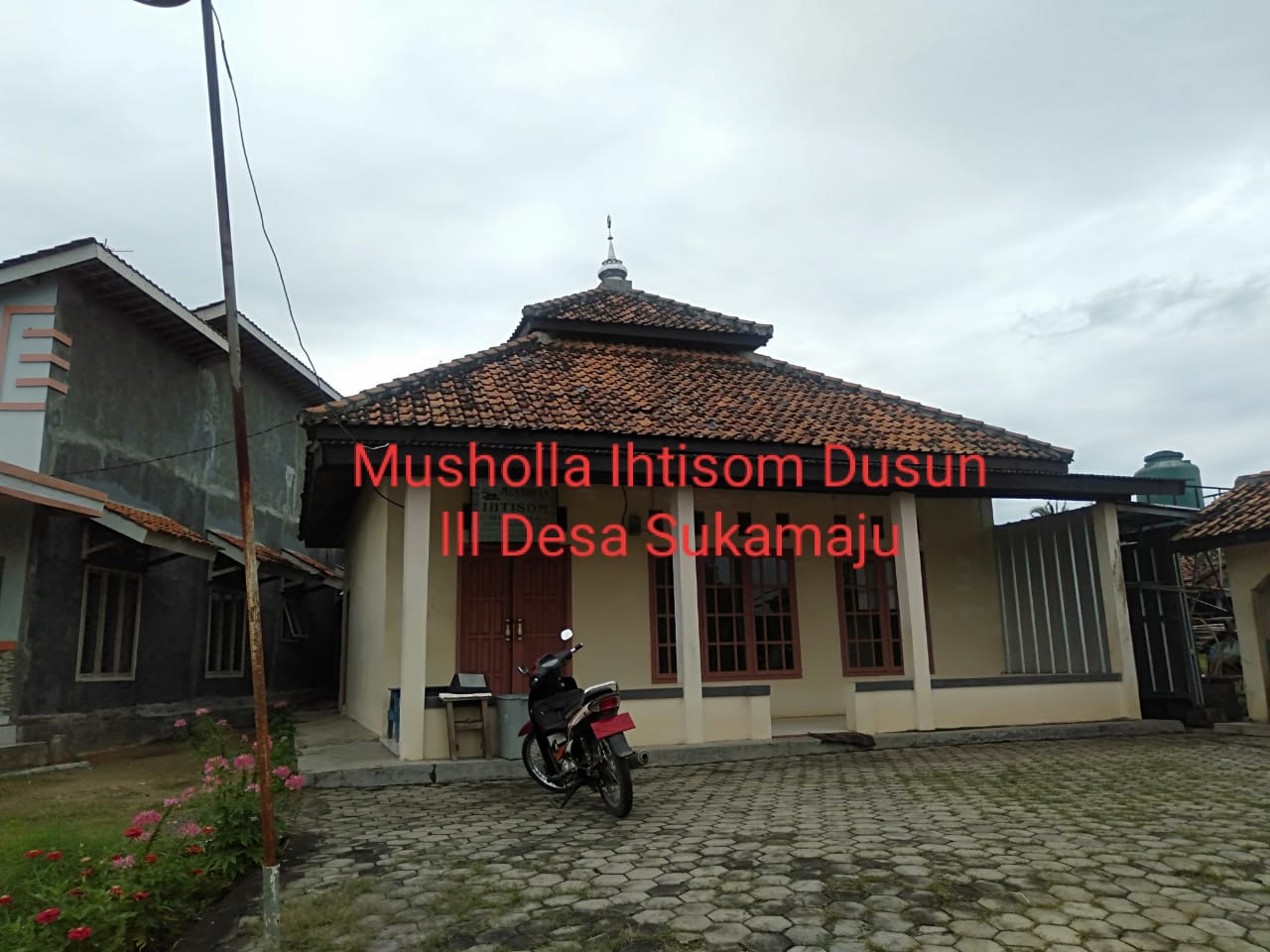 AL-IHTISOM