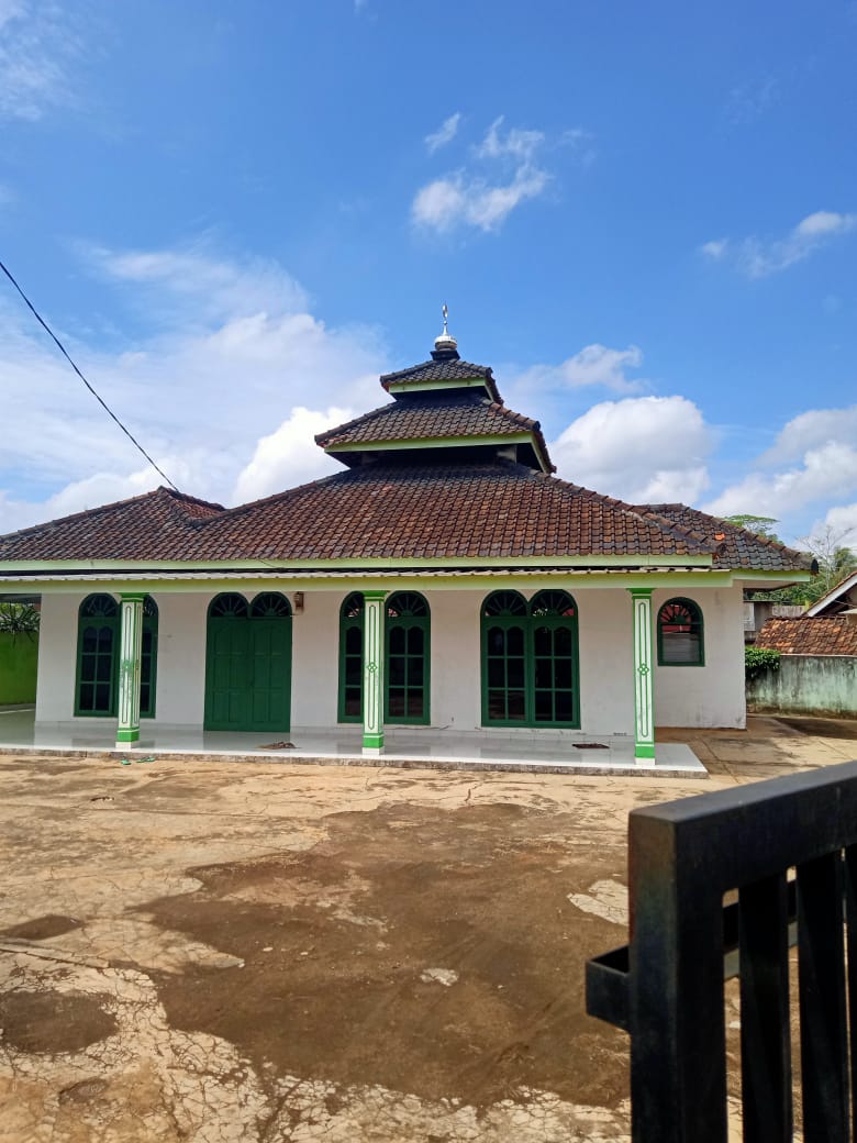 BAITUSH SHOLIHIN