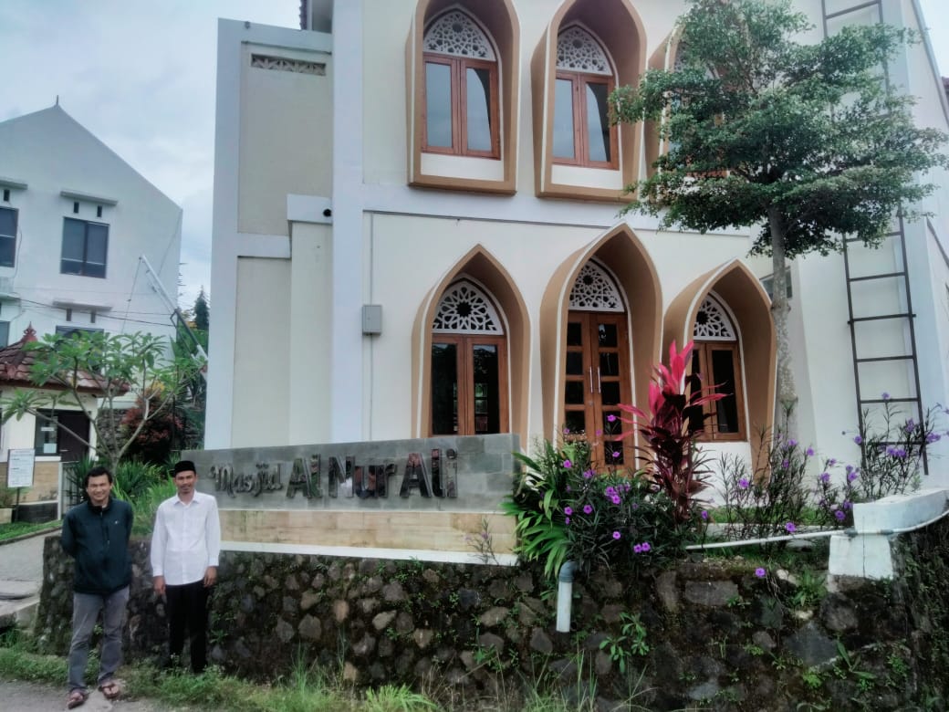 AL-NUR ALI