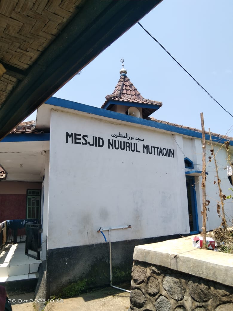 NUURUL MUTTAQIN