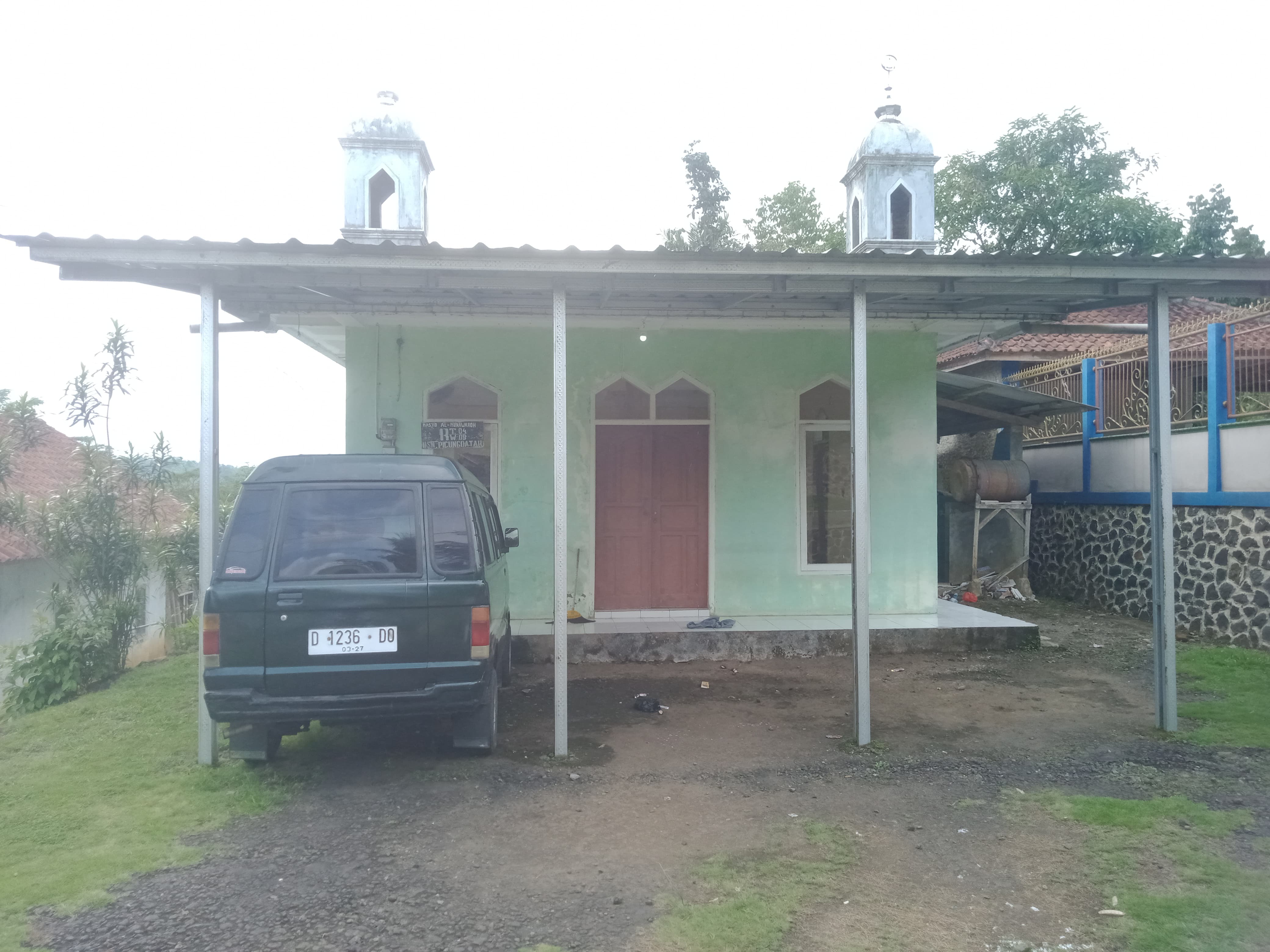AL-MUNAWAROH