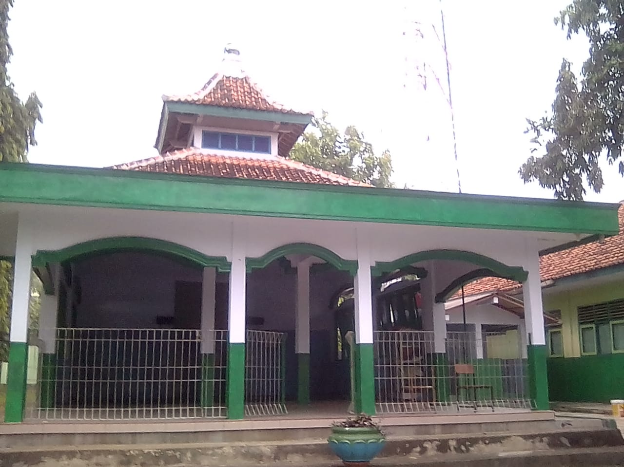 SMPN 25