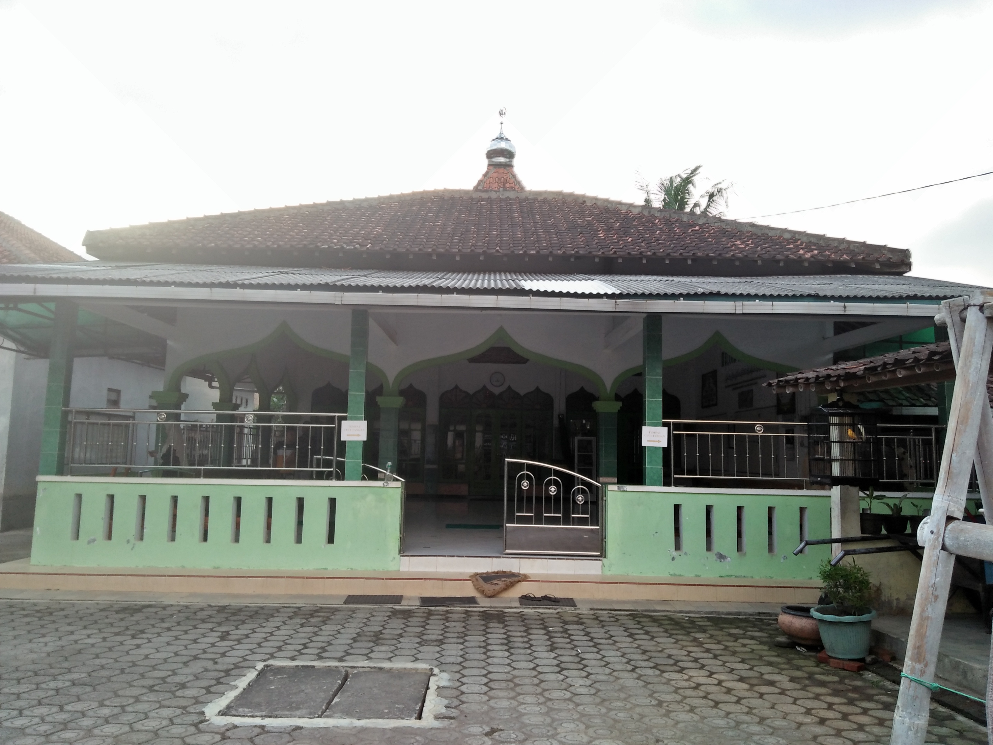 AL-IKHLAS