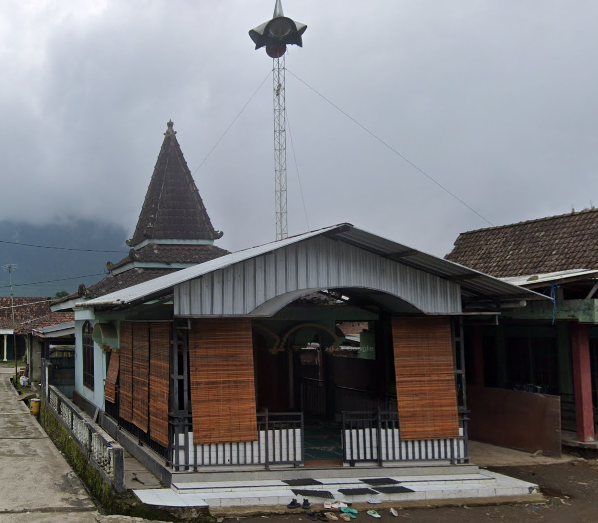MBAH MUKANDAR