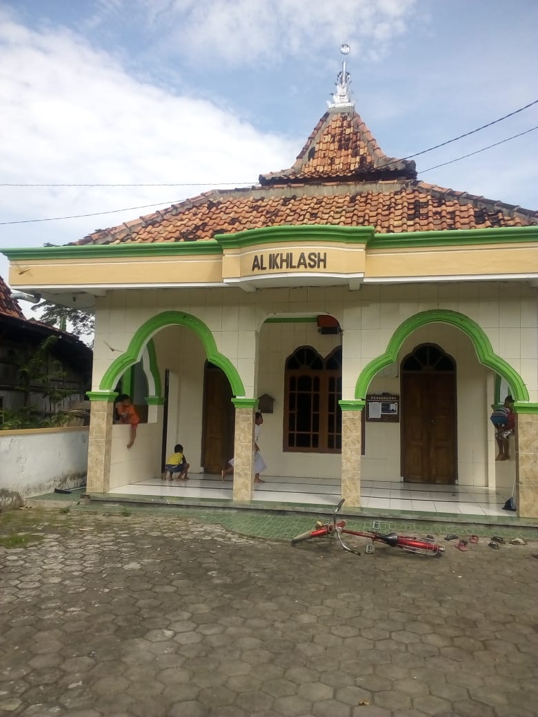 AL- IKLHAS