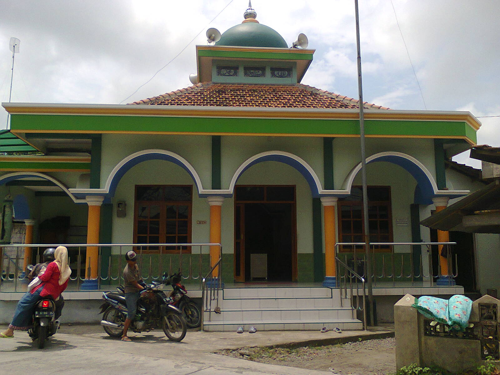 BAITUL IZZAH