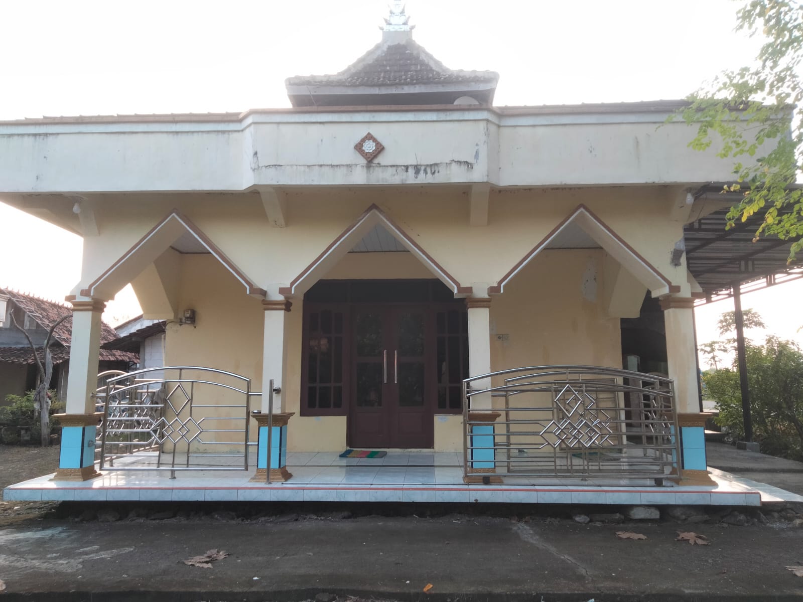MUHSININ NAJAR