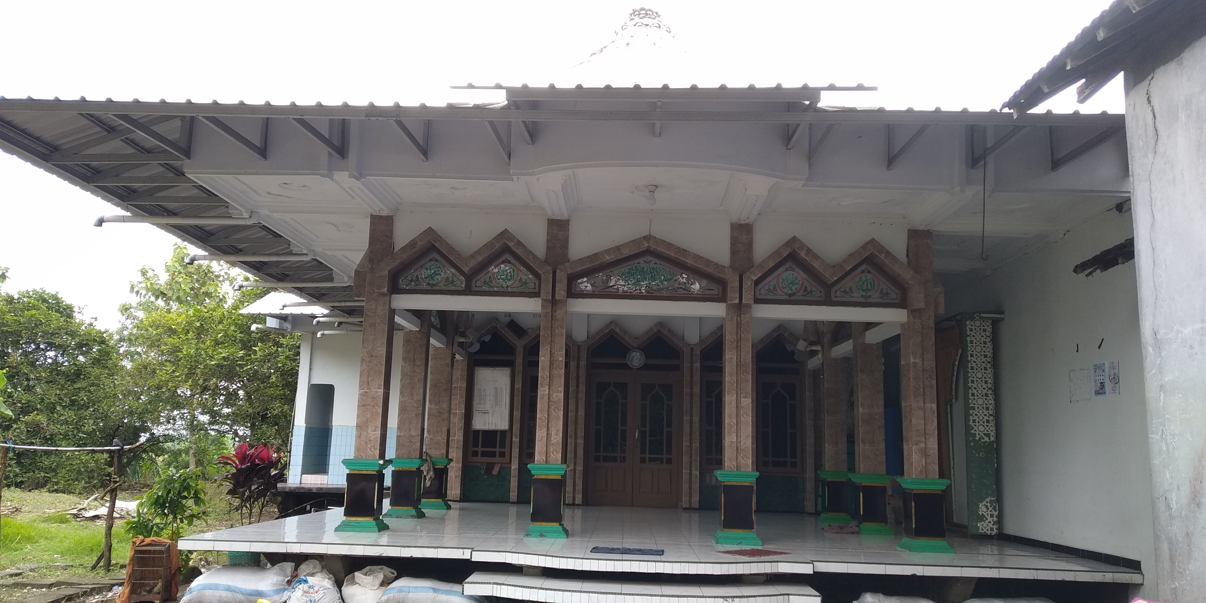 AL-MUSTOFA