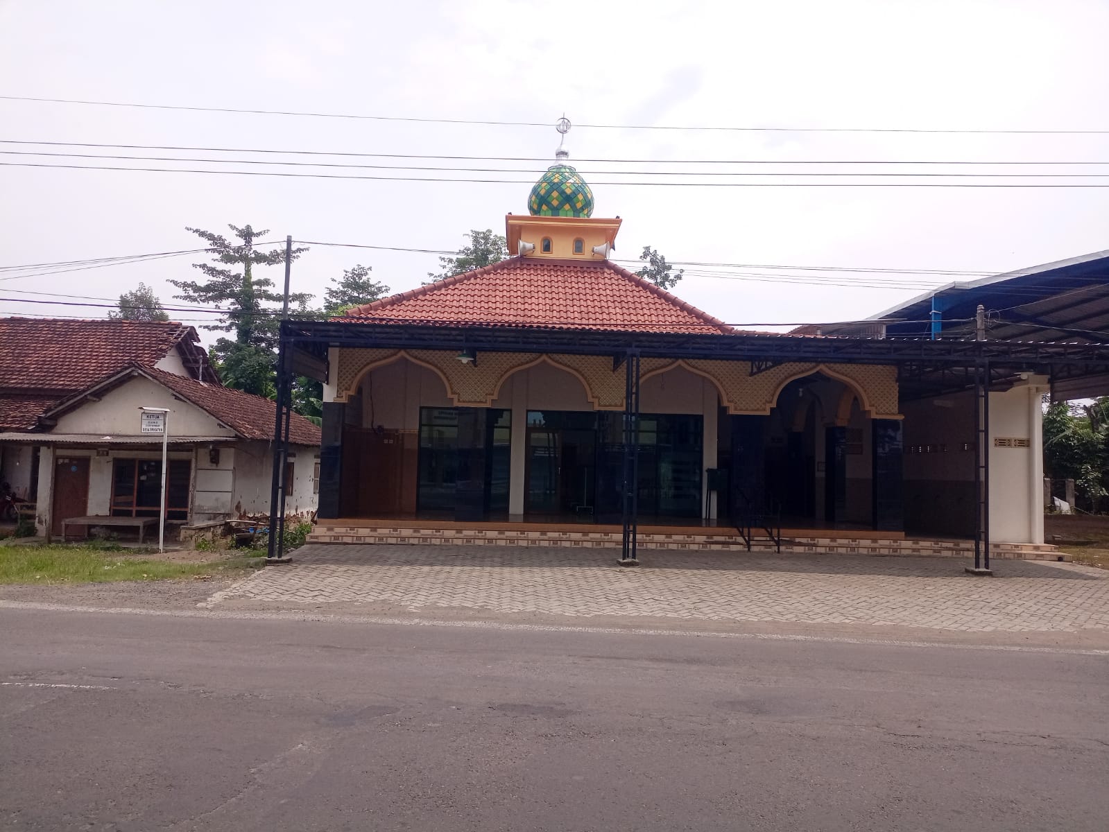 NUR HAZIYAH