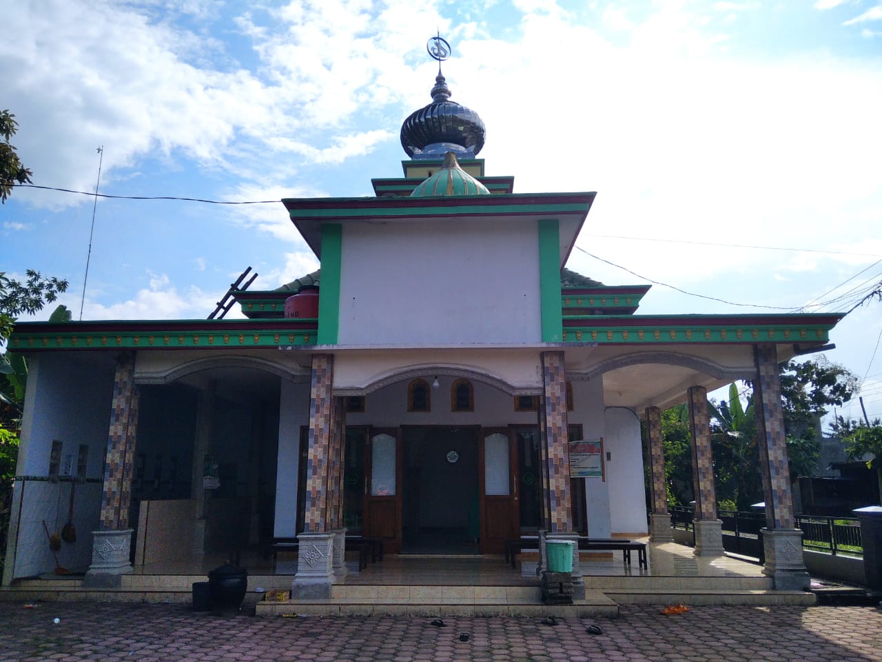 AL-MUTTAHID