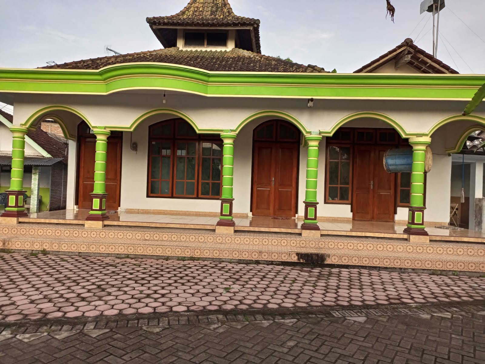 AL-HIKMAH