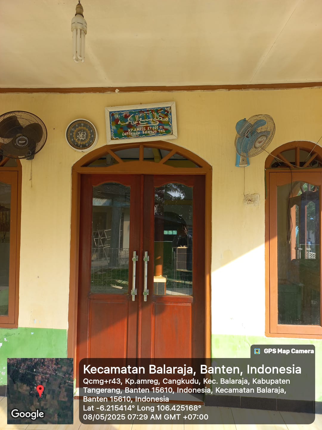 MUSHOLLA MANBAUL HIKMAH