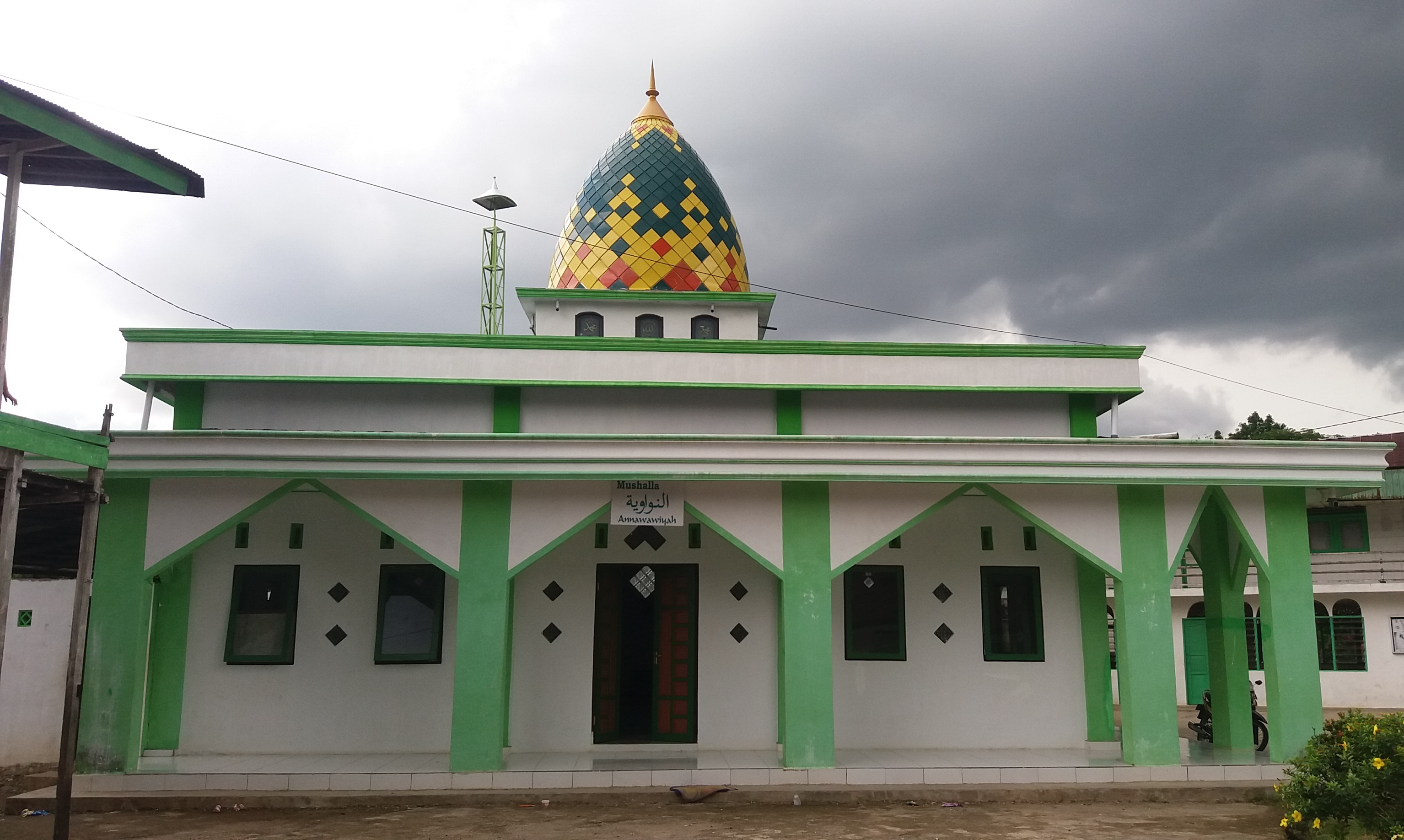 AN-NAWAWIYAH