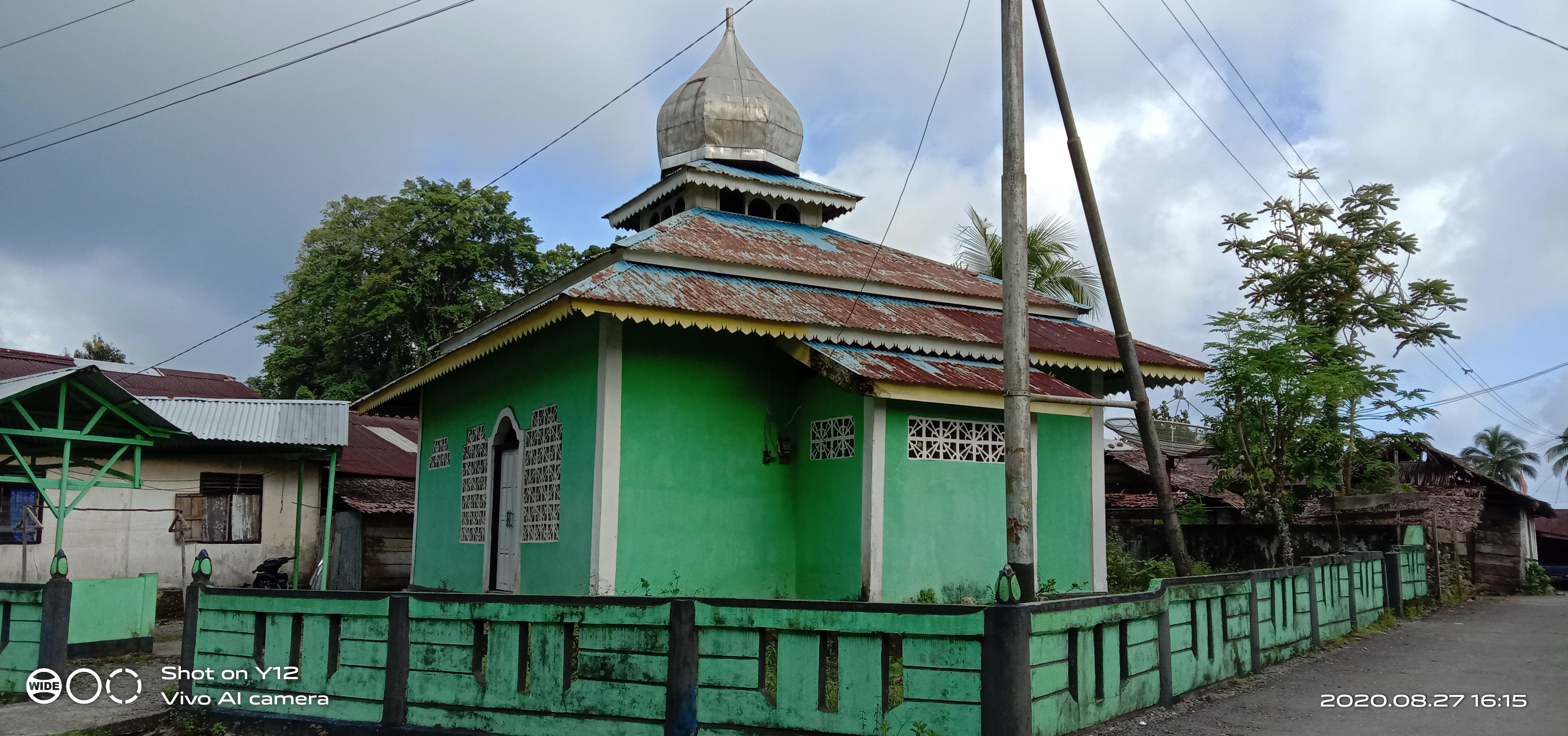 NUR SALLAH