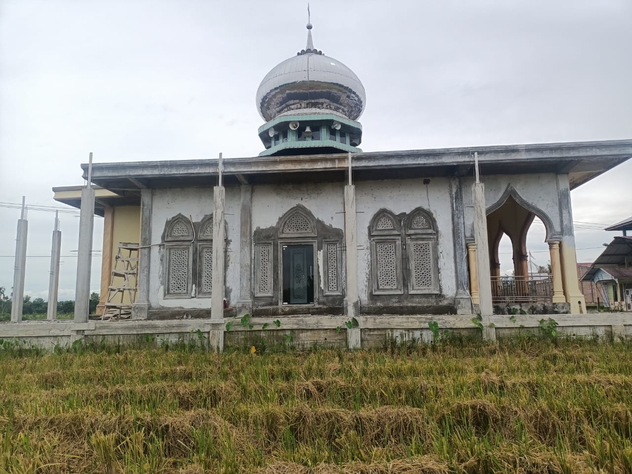 BAITUL SYAKIRIN — 