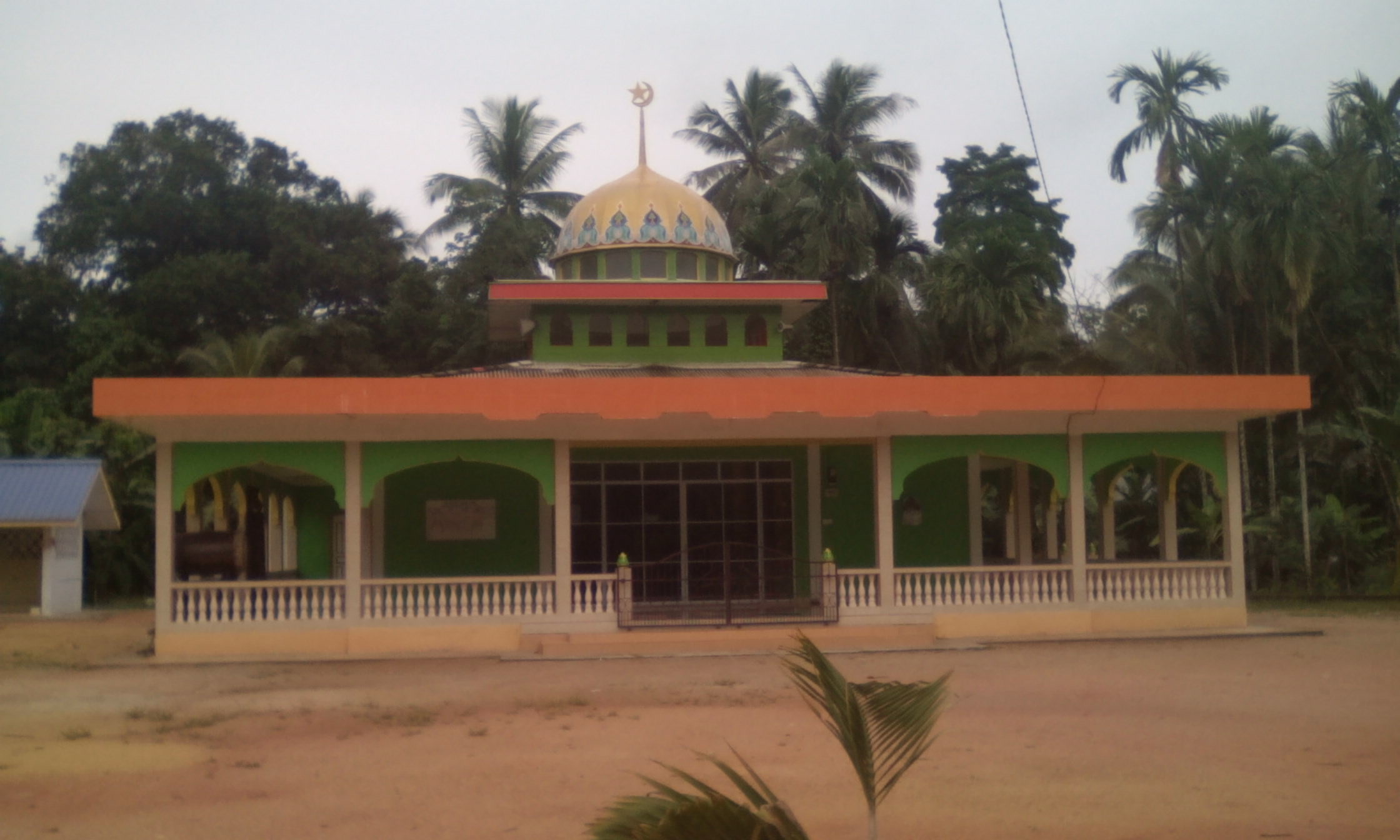 Masjid AL-HURRIYAH