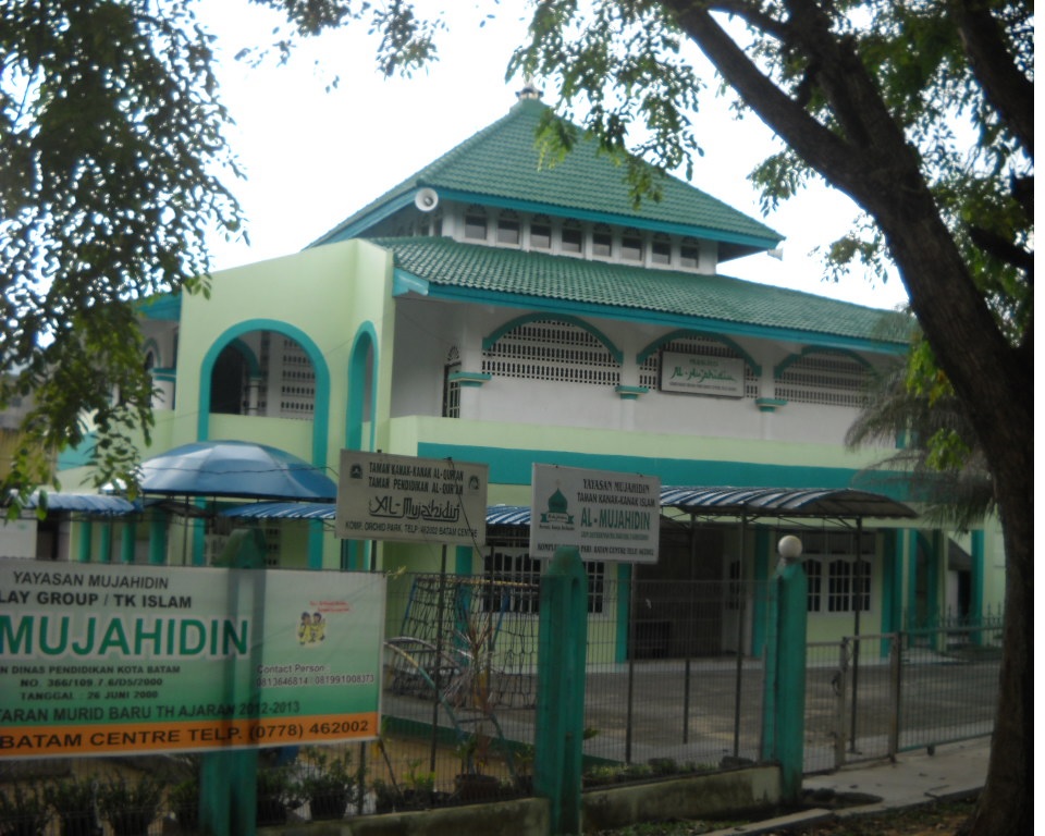 Masjid AL-MUJAHIDIN