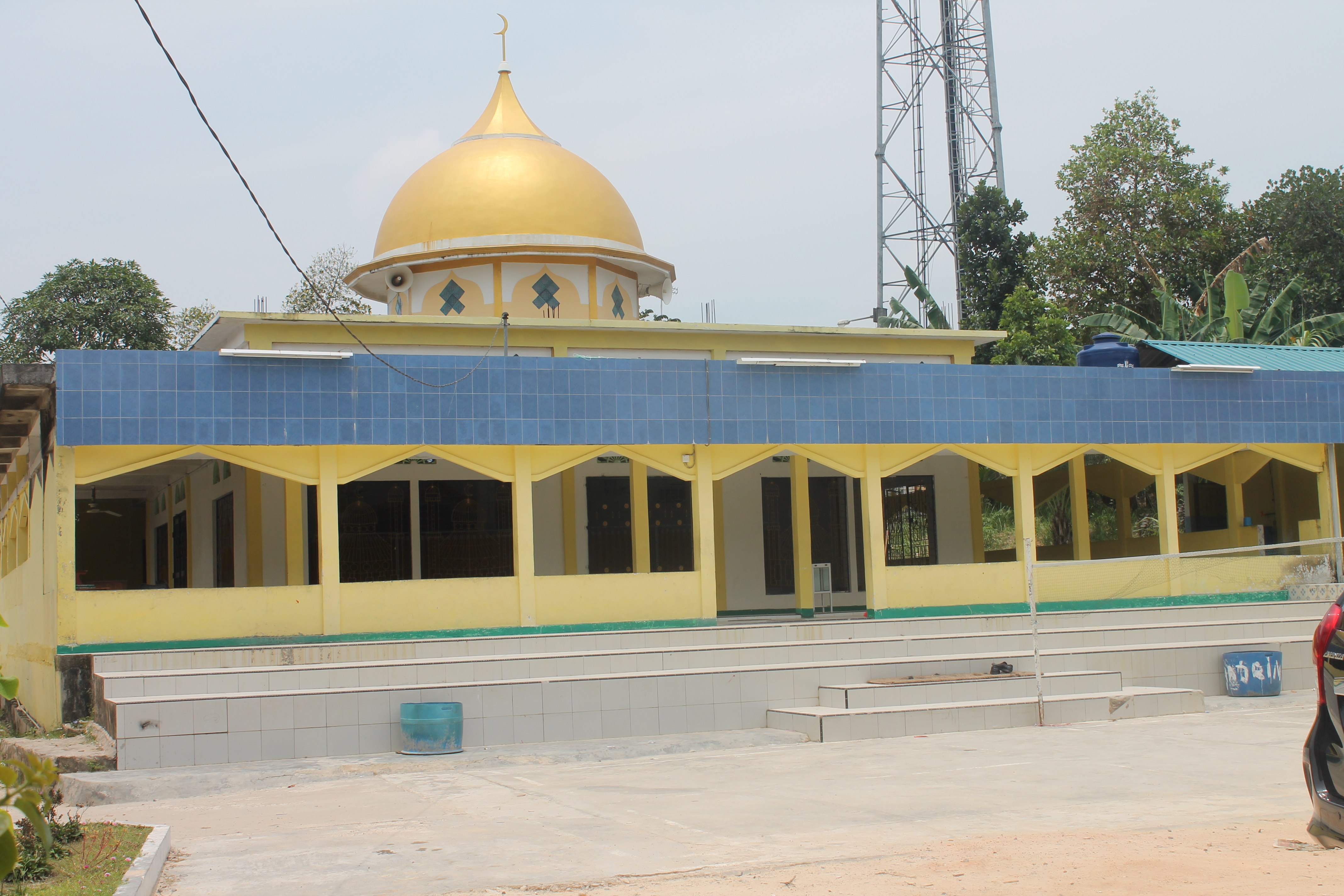 Masjid AL-MUHAJIRIN