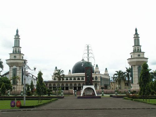 AGUNG CIAMIS