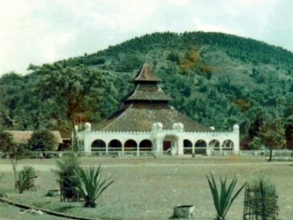 MASJID AGUNG SUMEDANG