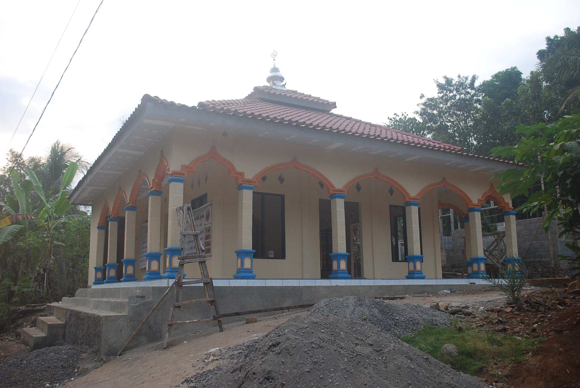MUHAMMAD DZUFAR — 