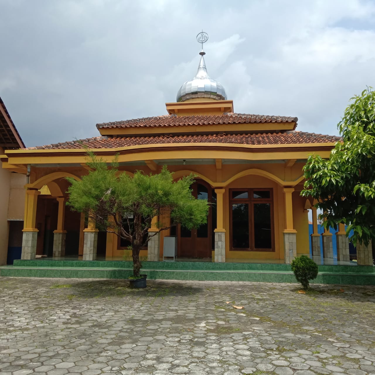 CENDEKIA — 