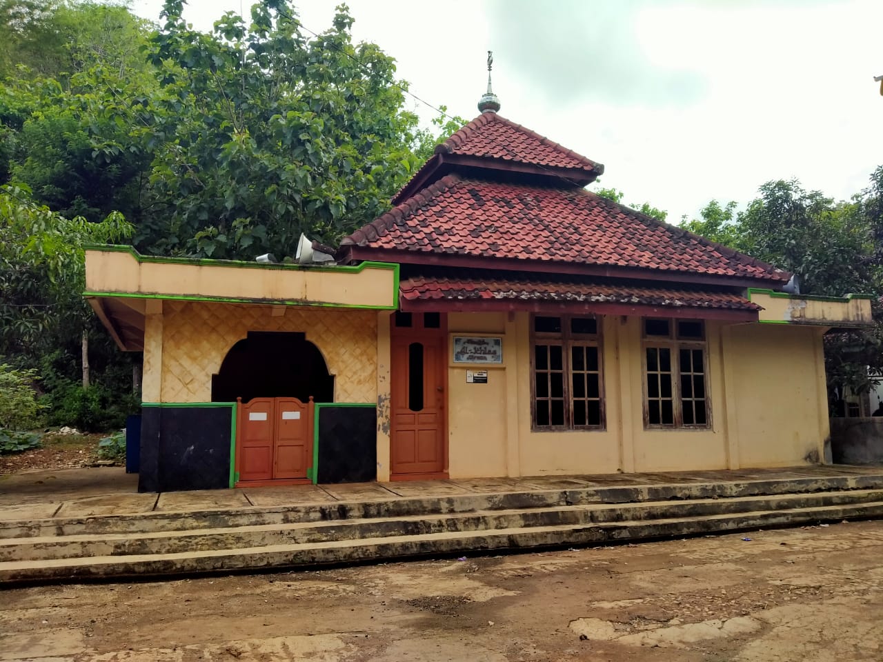 Masjid AL- IKHLAS