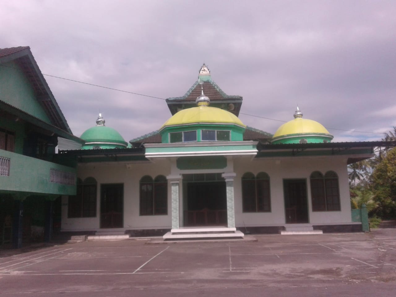 AL-IKHSAN — 