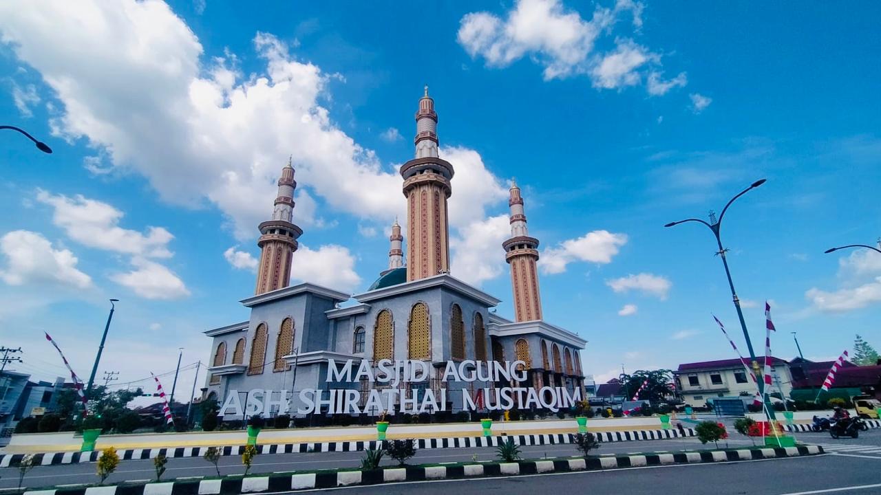 ASH-SHIRATHAL MUSTAQIM