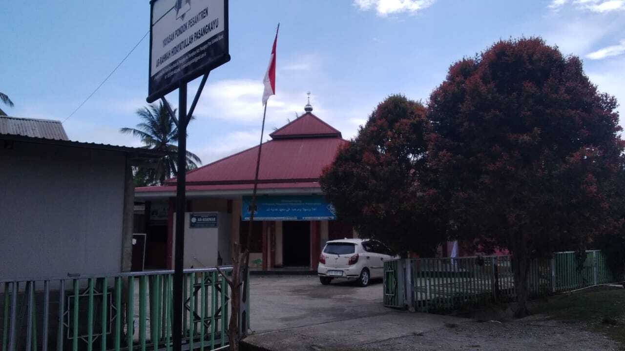 UMMU SYARIFAH — 