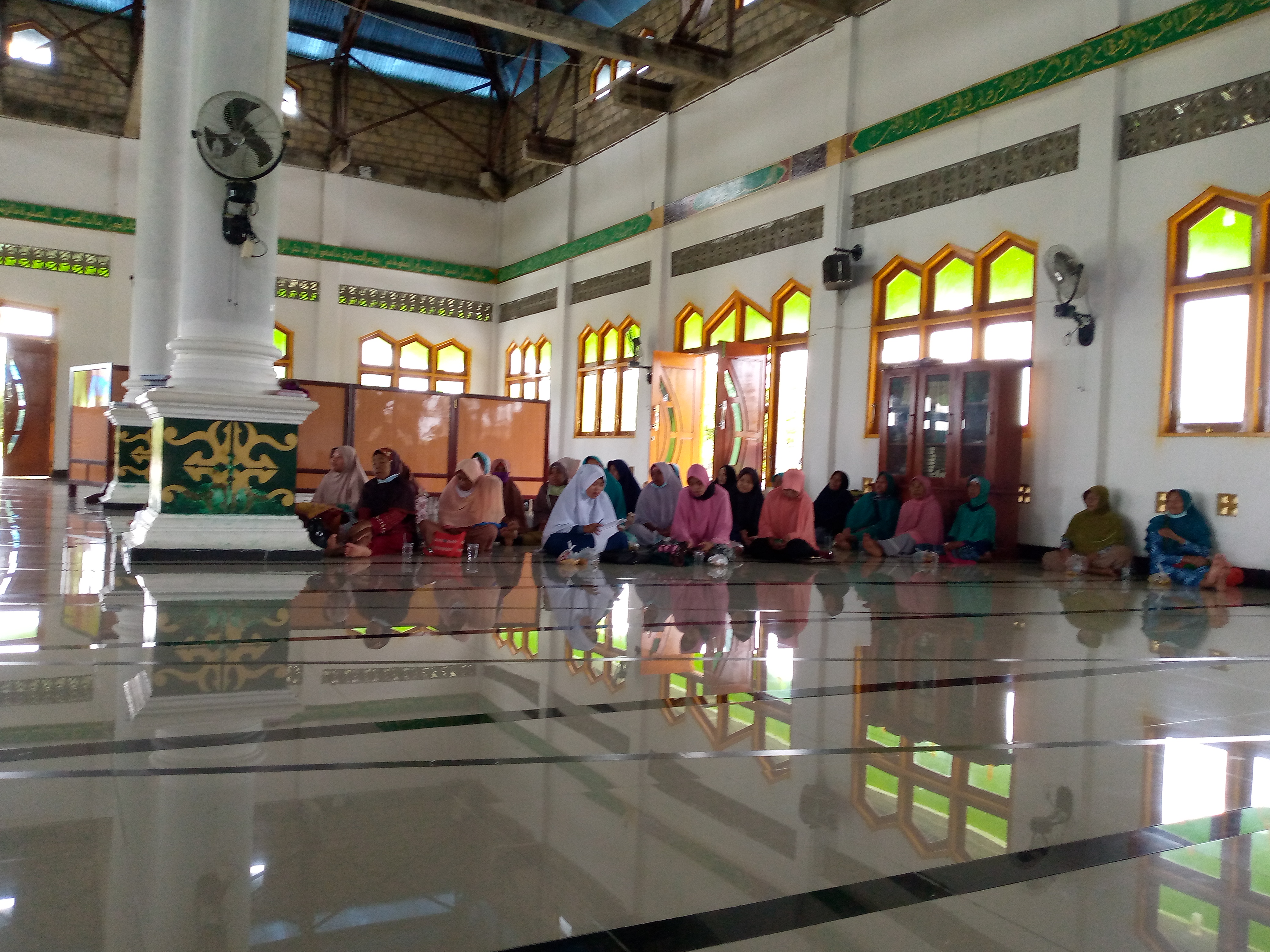 AL-MUHAJIRIN